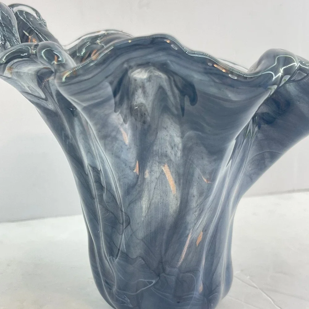Vintage Murano Style Handkerchief Art Glass Vase Gray‎ Copper Fleck Ruffle